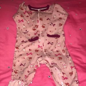 Little Girl Sz. 6-9 M. Footed sleep/Romper. $5